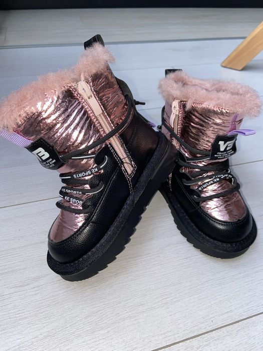 ugg marime 25 ca noi