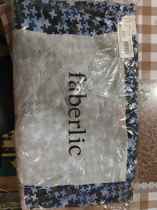 Продам шикарное женское платье