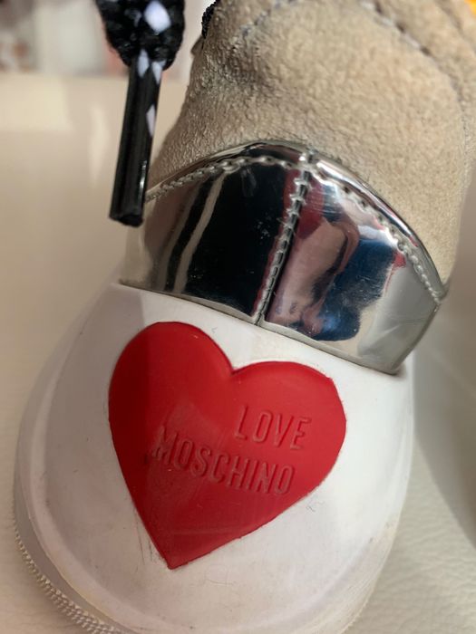 Love Moschino обувки