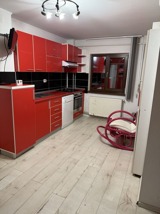 Vand apartament Filiasi-central,2 camere ,decomadat