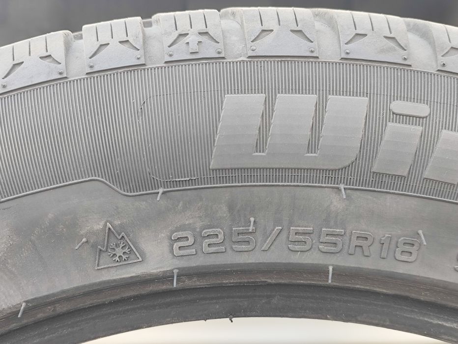 Шина зима 225/55 R18