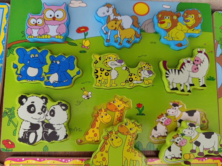 Продам развивающие игрушки