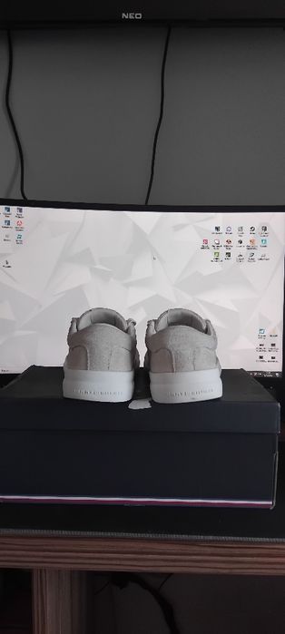 Обувки Tommy Hilfiger