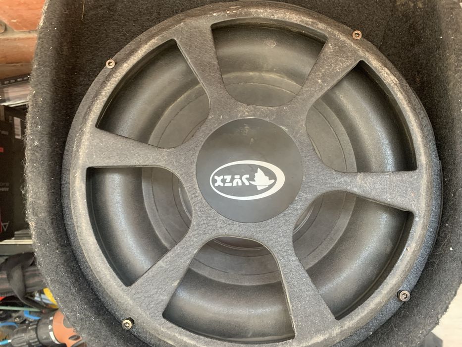 Продам сабвуфер