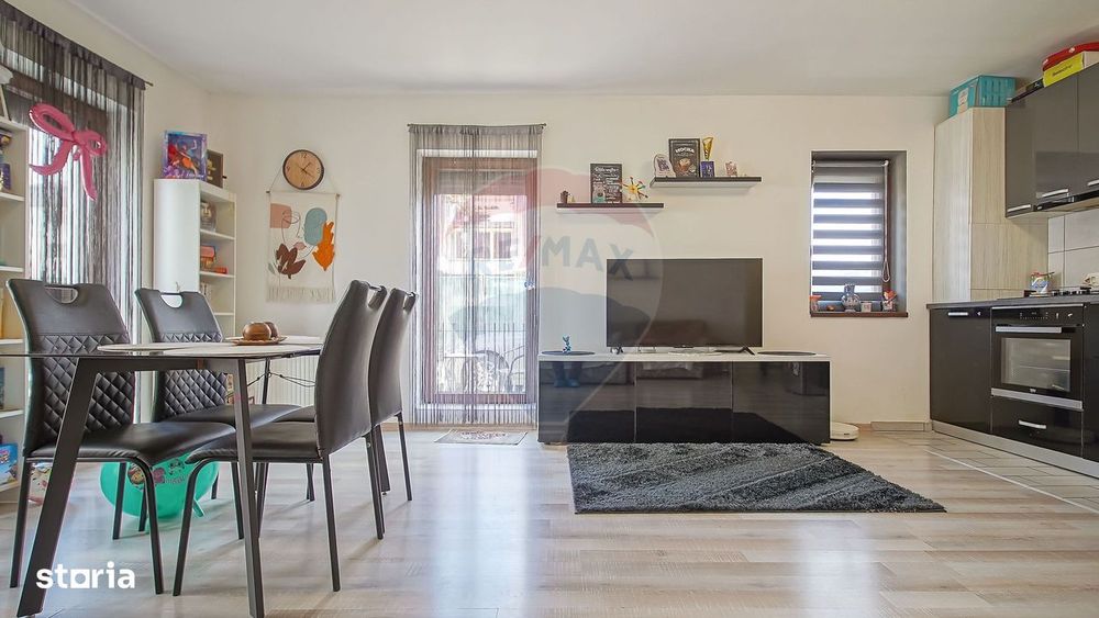 3 Camere || Tractorul || Loc De Parcare || Terasa Si Balcon