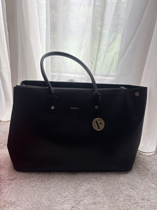Чанти отигинални  Furla, Valentino