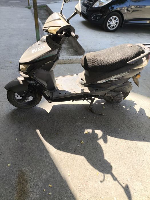 Skuter sotiladi benzili