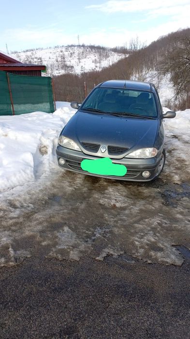 Vând Renault la preț bun