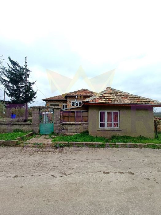 Продава се Къща в с. Червенци, Област Варна - 150 кв.м за 147 €/кв.м - Снимка #5