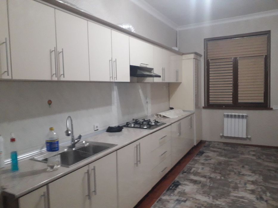 Додо пицца. Корзинка олдида Янги курилган Дом.