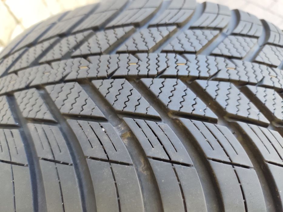 Всесезонни гуми NEXEN 225/45/17 dot 24