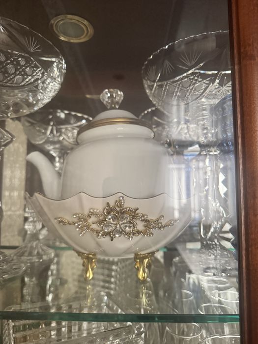 Продам вазу под фрукты, под хлеб можно универсал