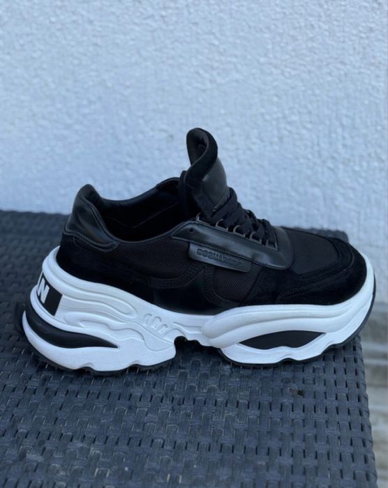 Adidasi dsquared2 marimea 42