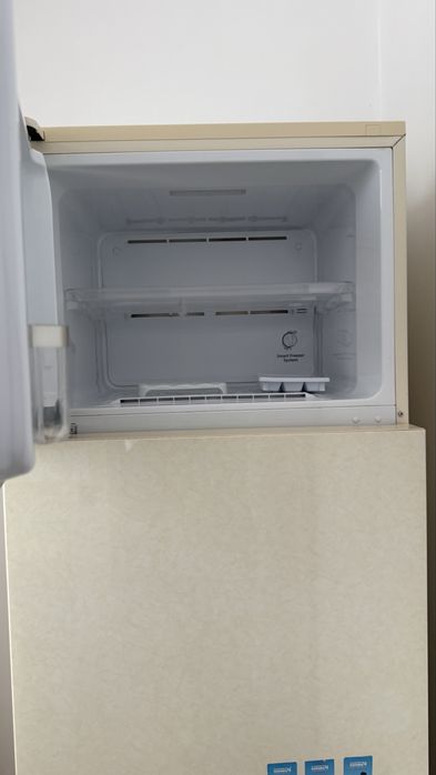 Холодильник продам