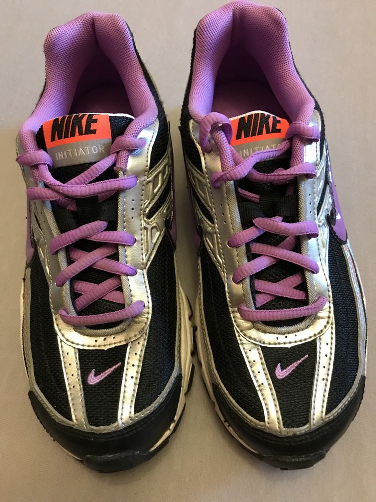 Nike initiator sale pink