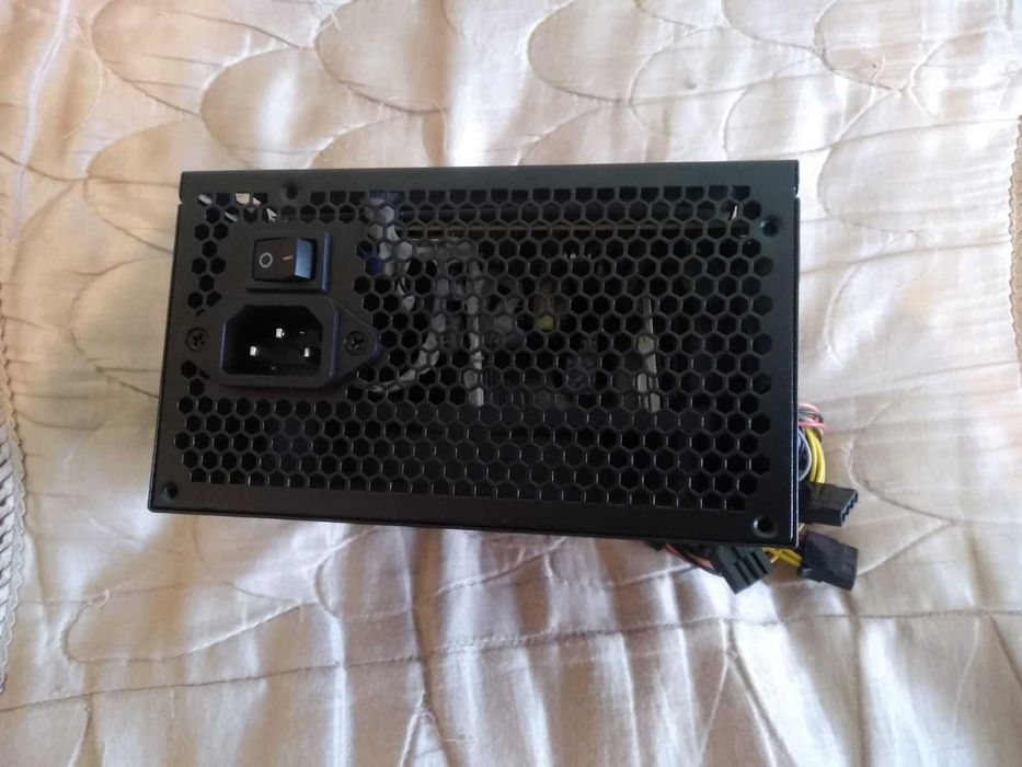 Блок питания AeroCool VX PLUS-450W НОВЫЙ