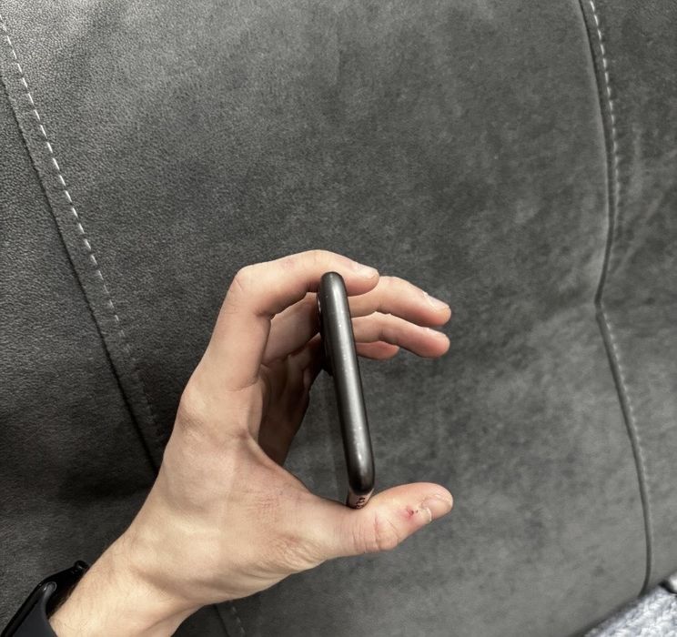 Продам айфон 11 на128 акб 71