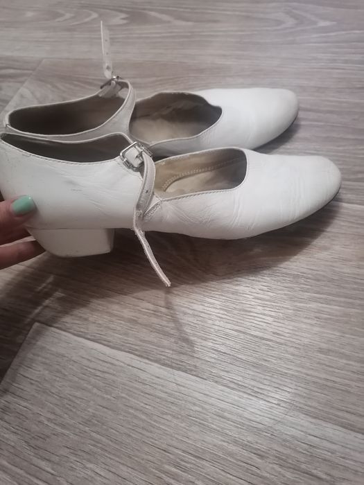 Продам туфли для хореографии. 39 размера. 5000