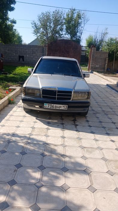 Продам "Мерседес-190".