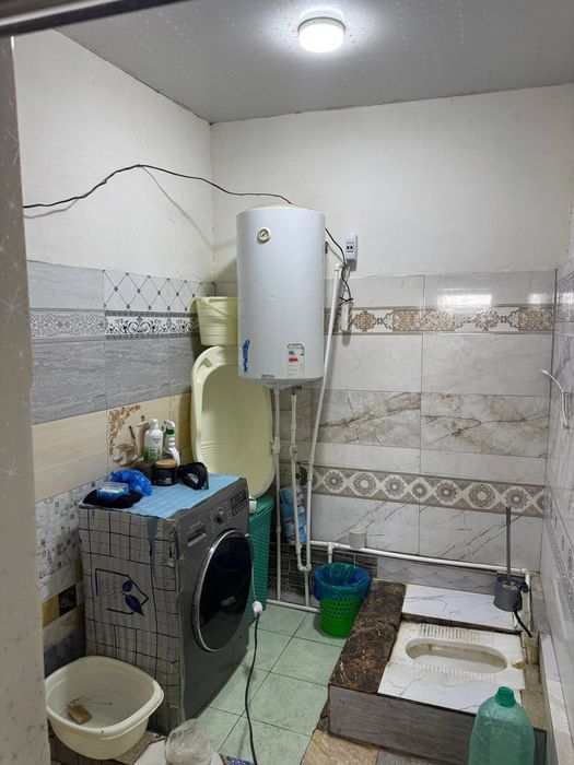 Srochna 3 xonali uy tekin yer narxida sotiladi Food Citi bozoriga 200