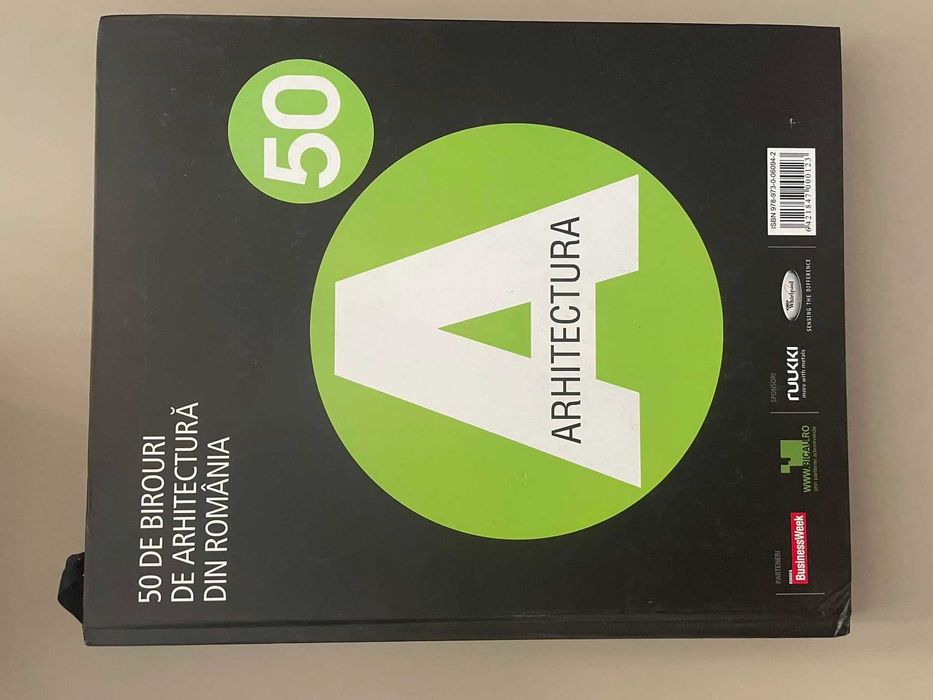 Carti: Warlight, Fever Pitch, albume etc.