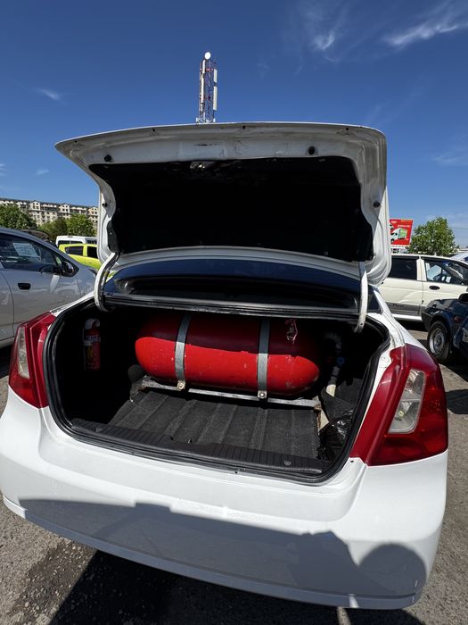 Lasetti metan gaz benzin