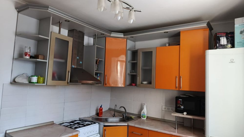 Продам кухонный гарнитур