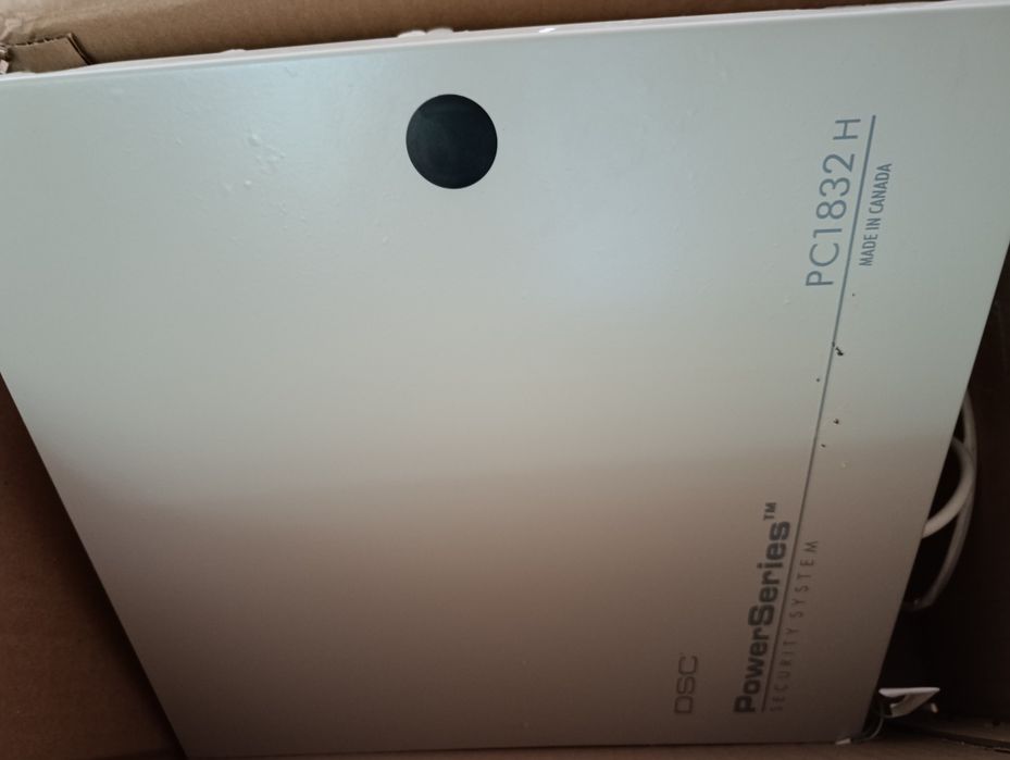 DSC PC1832H security system