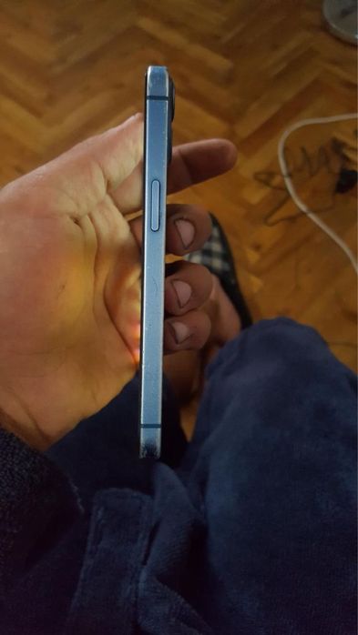 iPhone 13 256gb със забележки /няма iCloud