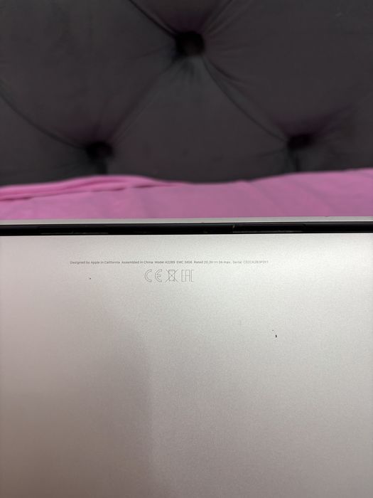 Vand macbook pro 2020 A2289 pentru piese