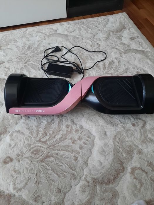 Vând hoverboard in stare perfectă de funcționare