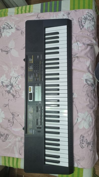 Синтезатор Casio