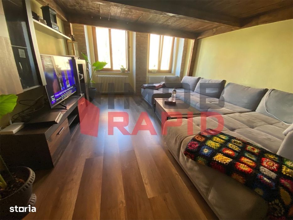 De inchiriat apartament 80 mp str. Piata Centrala vizavi de Biserica