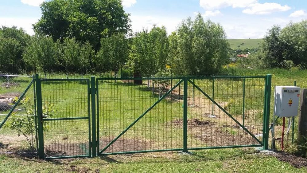Vând garduri si porti din plasa bordurata