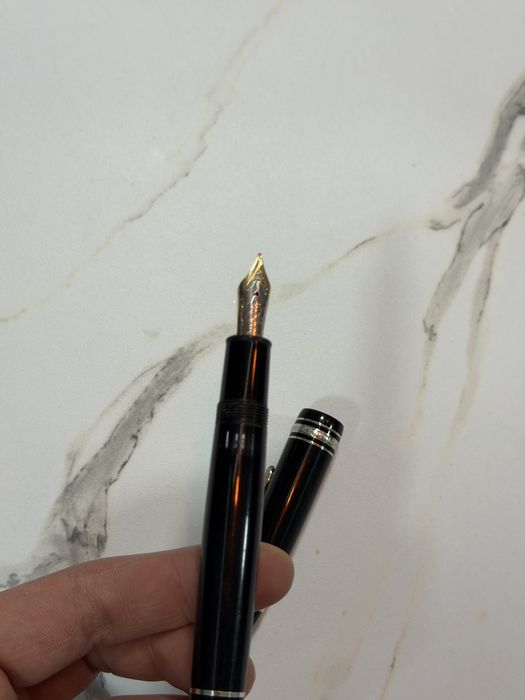 Писалка Montblanc Meisterstuck