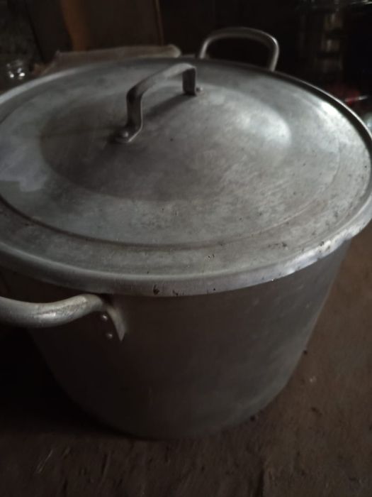 Продам кастрюля алюминиевая  50-60литр