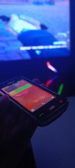 Xiaomi 11t + nokia c6-01