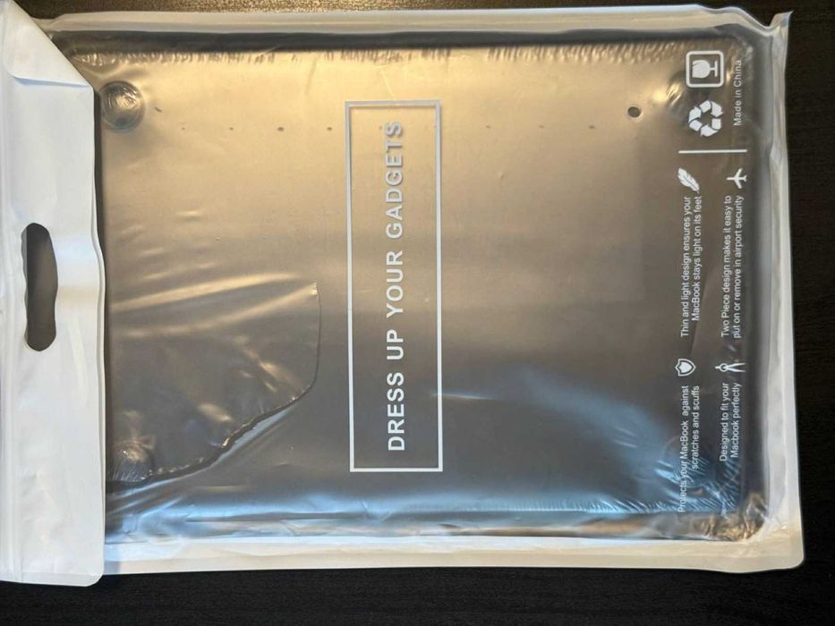 Carcasă hard shell MacBook Pro 14 A2442/A2779/A3112, neagră, sigilată