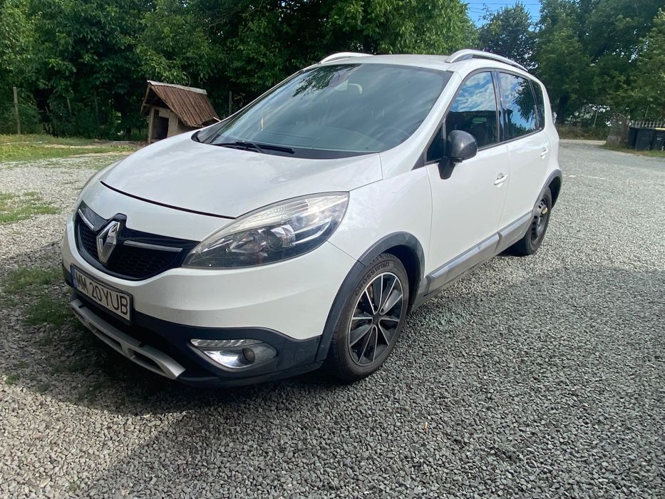Renault scenic.     .