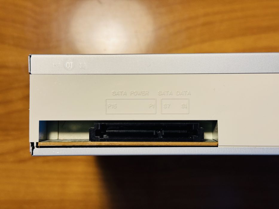Unitate optică DVD-RW Sony Optiarc SATA cu funcție LightScribe