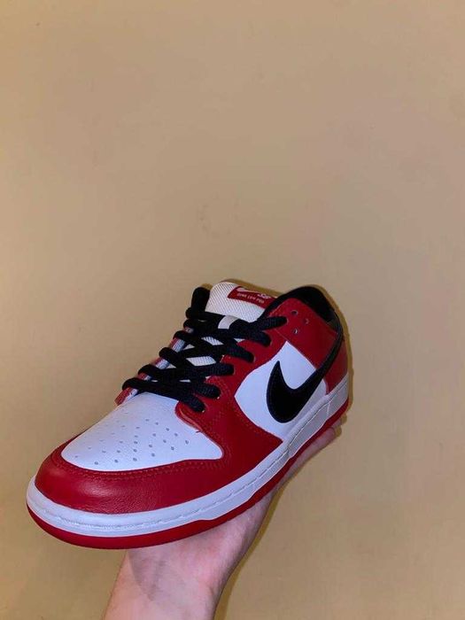 Nike SB Dunk Low Chicago Marimea 42