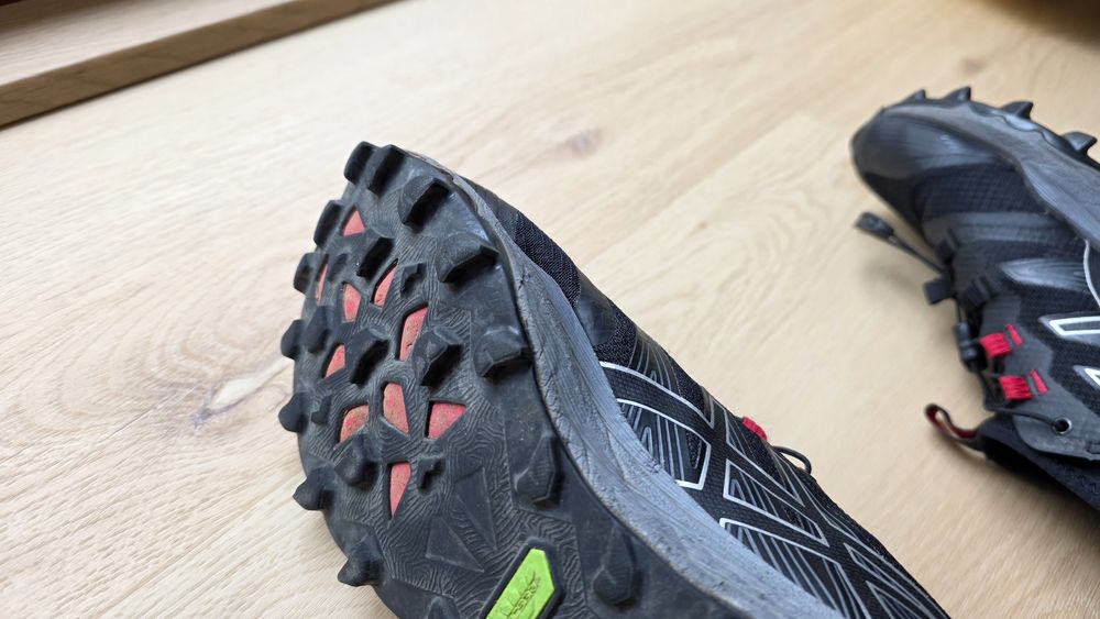 Планински маратонки Asics Fuji trabuco Pro 39 номер