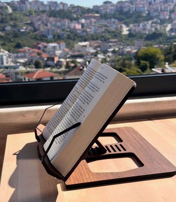 Стойка за четене на книги