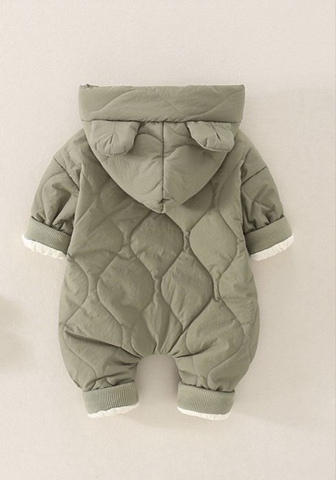 Продам детский комбинезон. Весна-осень.