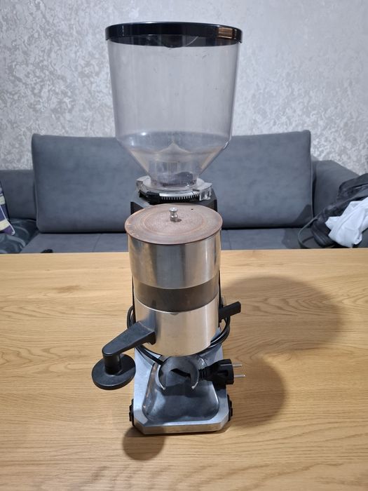 Кафе мелачка Fiorezato