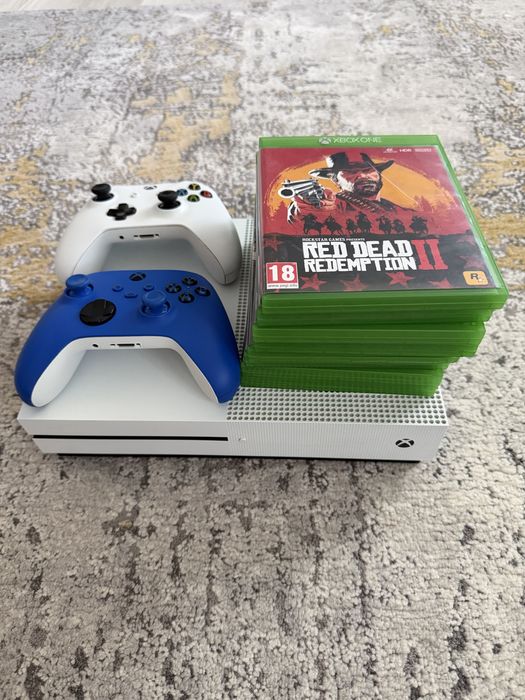 Xbox One S cu 8 jocuri