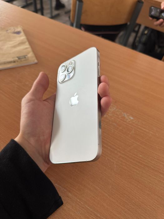 Айфон 12 про Макс