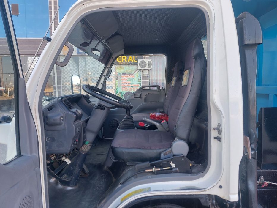 Isuzu samosval sotiladi