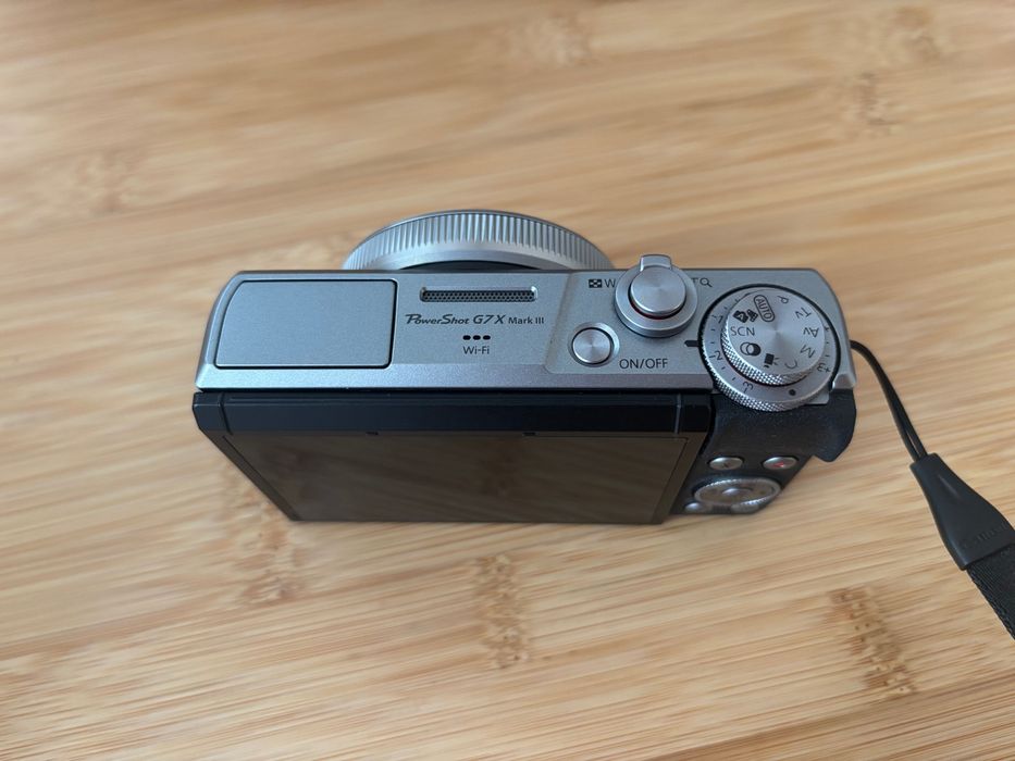 Canon G7X mark III