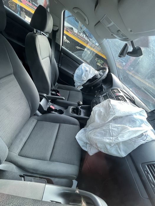 Golf 5 Edition Avariat 2.0 Tdi BMM motor perfect functional